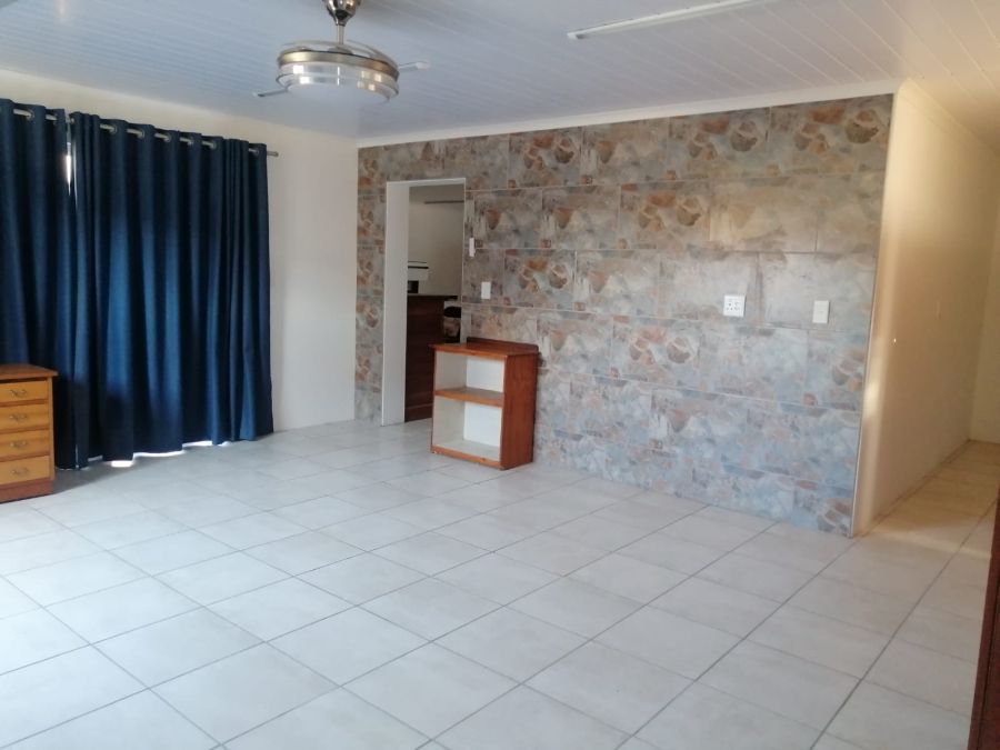 1 Bedroom Property for Sale in Seavale Eastern Cape